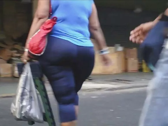 Kay colombiano analqa qucha patapi ruphaypi puqun.