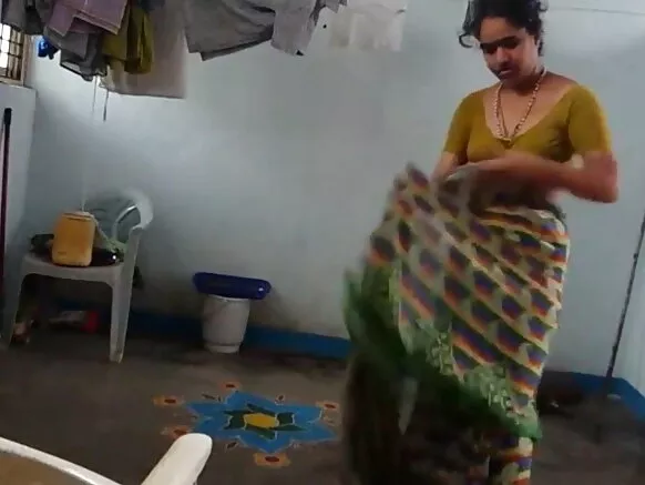 Chukchayuq axilas desi churakun saree puqusqa español lesbianakuna baño qhipaman.